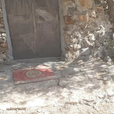 Trullo Castel Del Monte * Andria